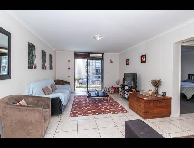 2 BEDROOM APARTMENT FOR SALE IN PLUMSTEAD